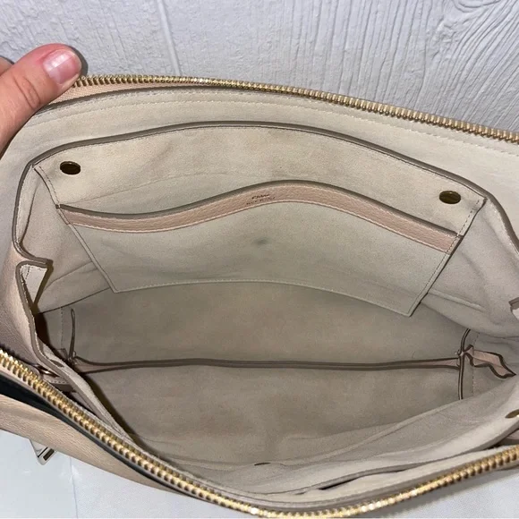 Chloe Leather Clutch Purse! - Picture 9 of 12